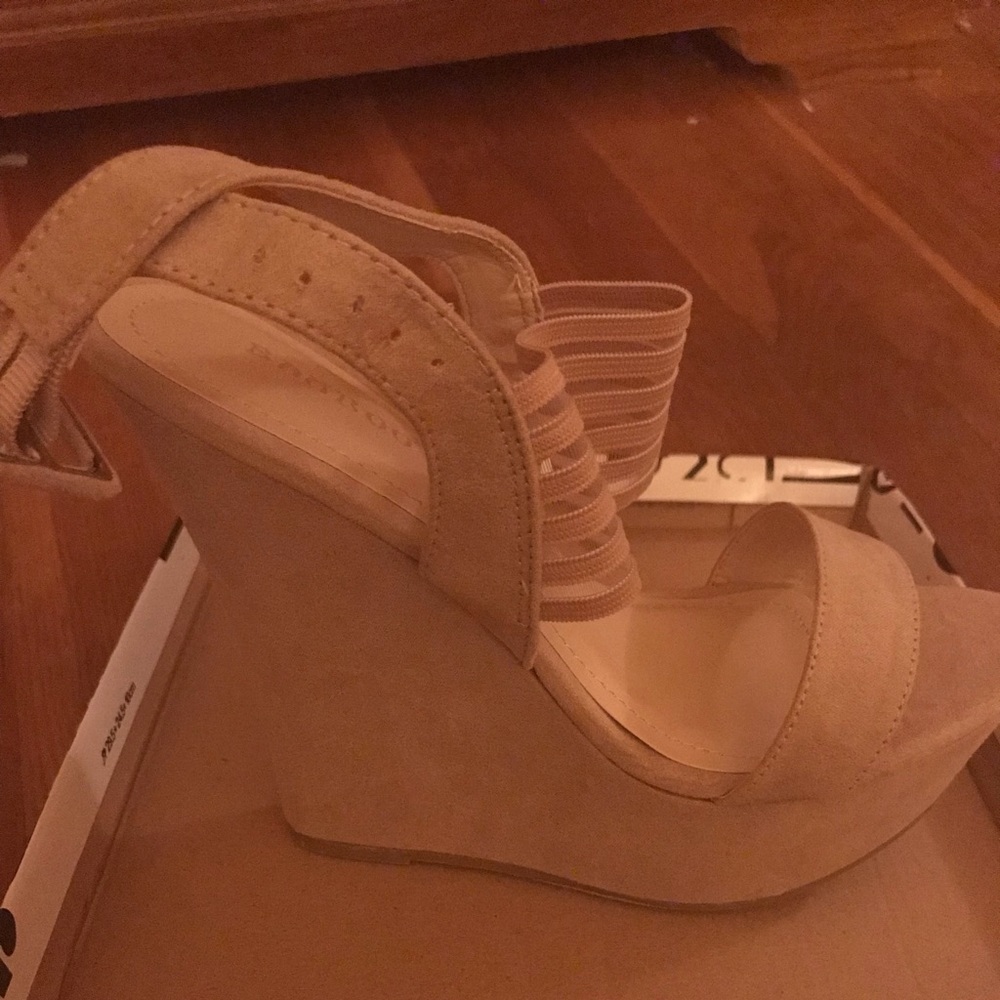 Tan wedges